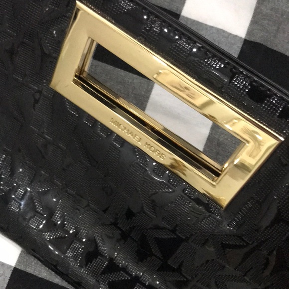 Michael kors clutch - Picture 2 of 3
